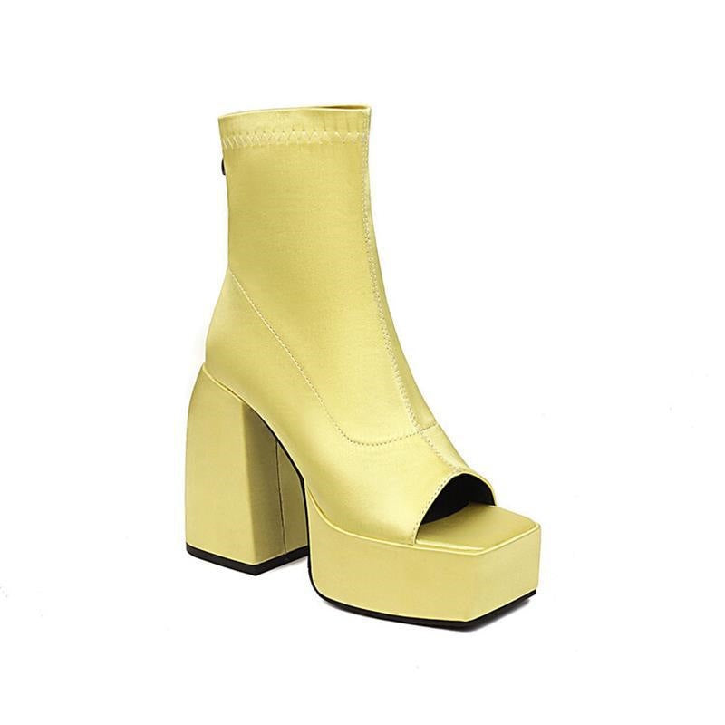 Bottines Satinées à Talons