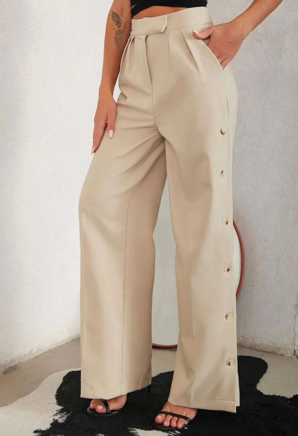 Pantalon à Boutons Latéraux