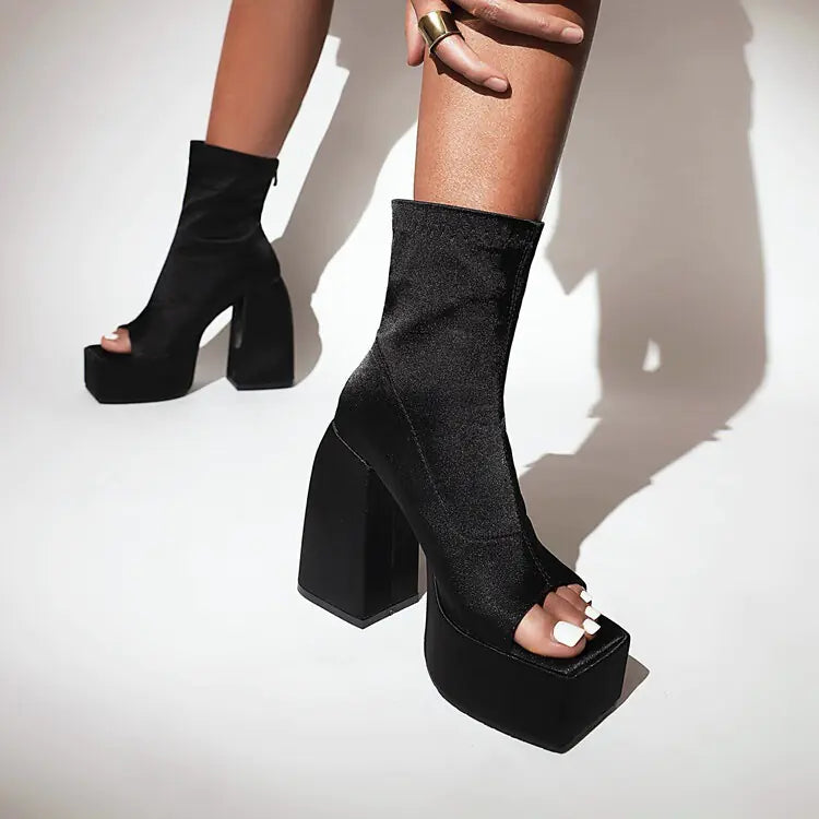 Bottines Satinées à Talons